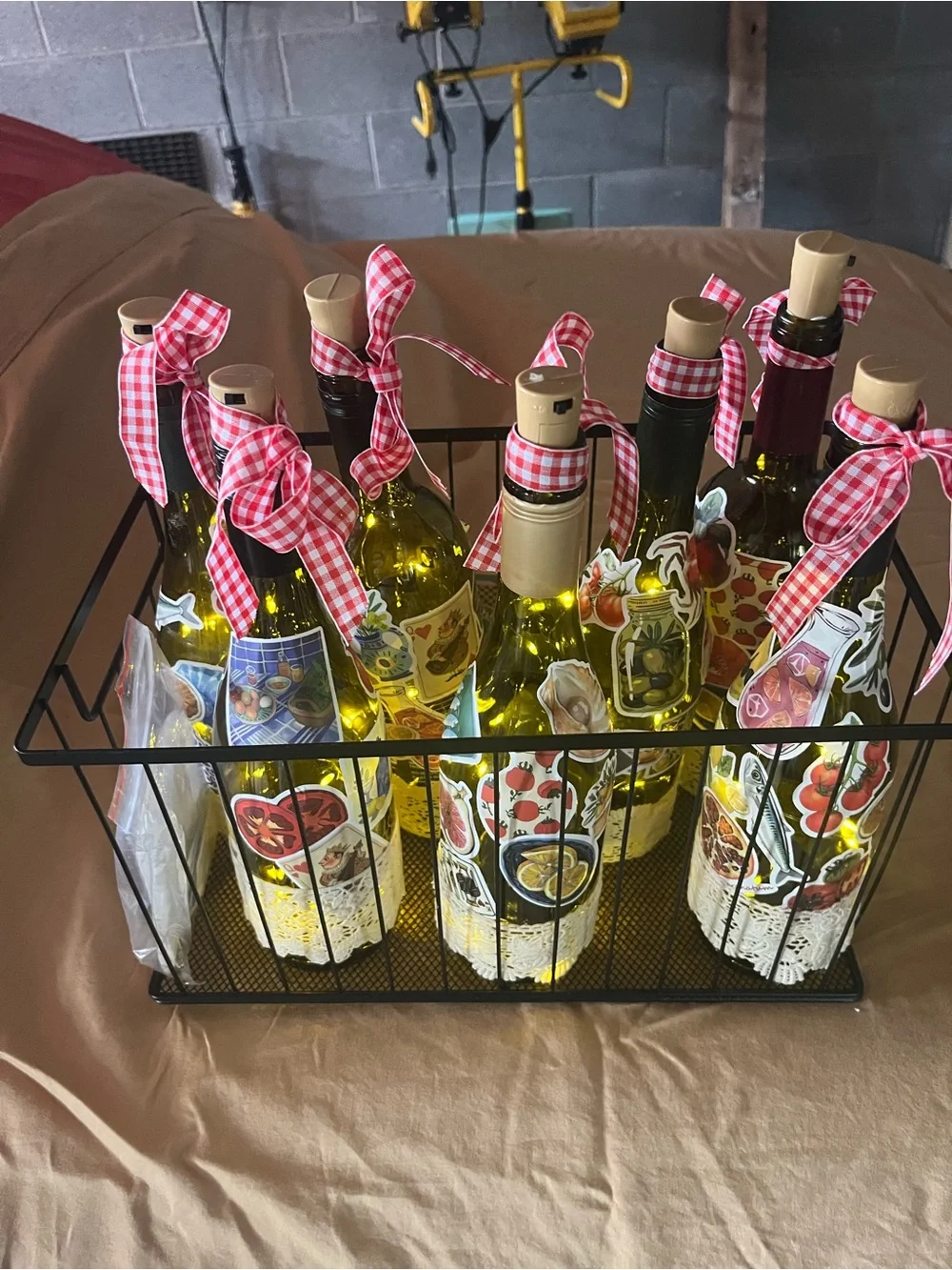 Ciao Baby themed shower decoration props